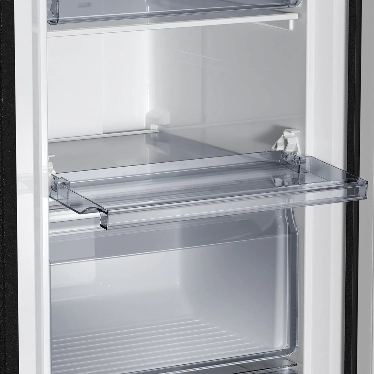CHiQ Pionowa zamrażarka No Frost 166L, FSD166NE4E, szuflady XL, elektroniczna kontrola temperatury, odwracalne drzwi, cicha, pojemnik na lód, kolor czarny inox, klasa energetyczna E