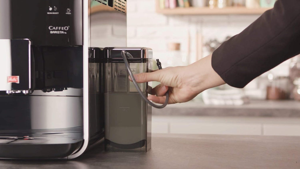 Melitta Caffeo Barista TS Smart F850-101 ekspres do kawy ze zbiornikiem na mleko, aplikacja Connect na telefon (może nie być dostępna w języku polskim), One Touch, filtrowanie Pro Aqua, srebrny