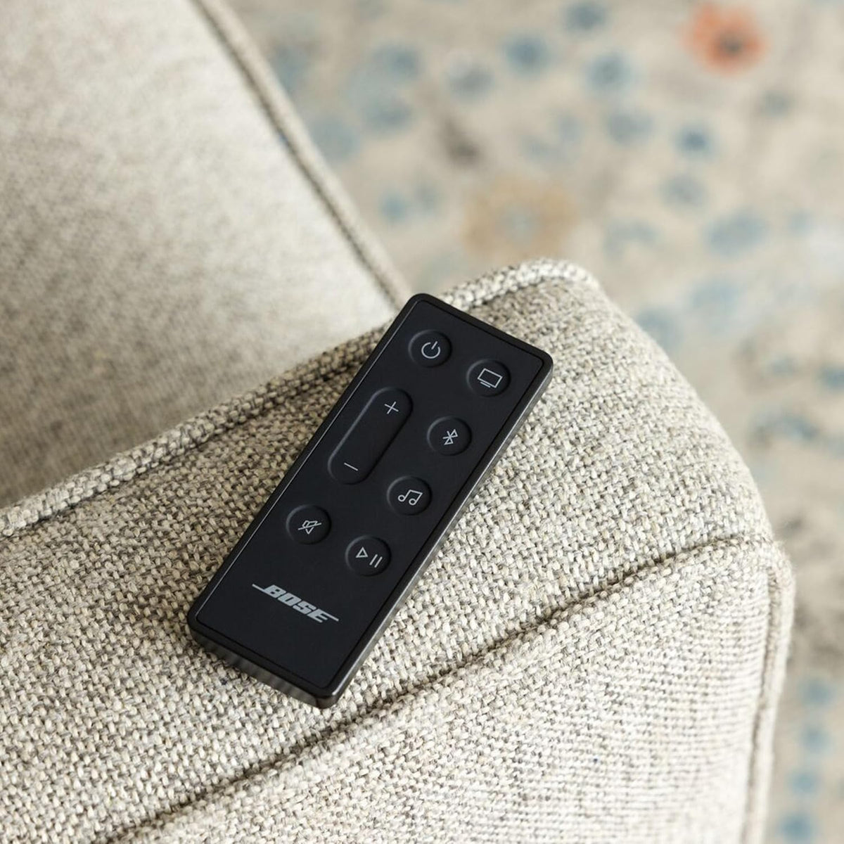 Bose Inteligentna listwa głośnikowa z Dolby Atmos, listwa głośnikowa Bluetooth sterowana głosem z wbudowanym asystentem Amazon Alexa oraz obsługą platformy Works With Google Assistant, Czarna