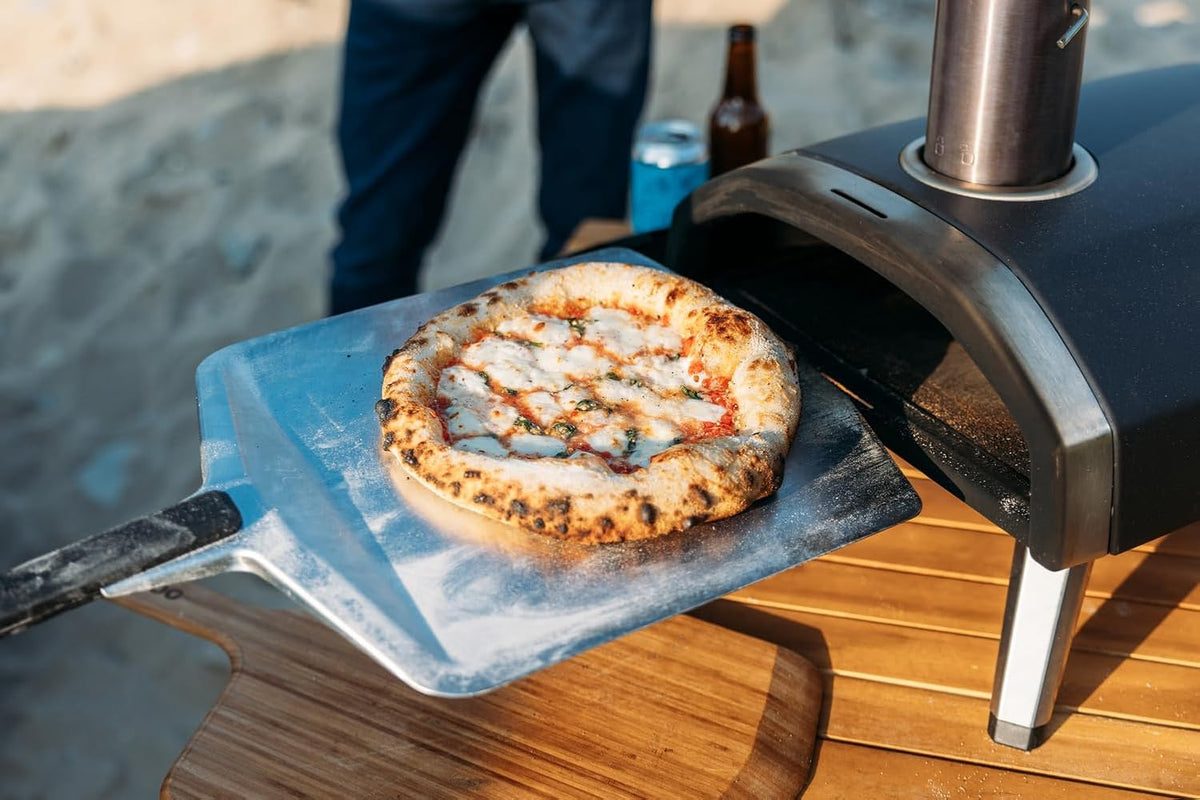 Ooni Fyra 12 Piec do Pizzy na Pellet Drzewny - Przenośny Piec do Pizzy Domowy - Piec do Pizzy Ogrodowy Opalany Pelletem - Włoska Pizza z Piekarnika