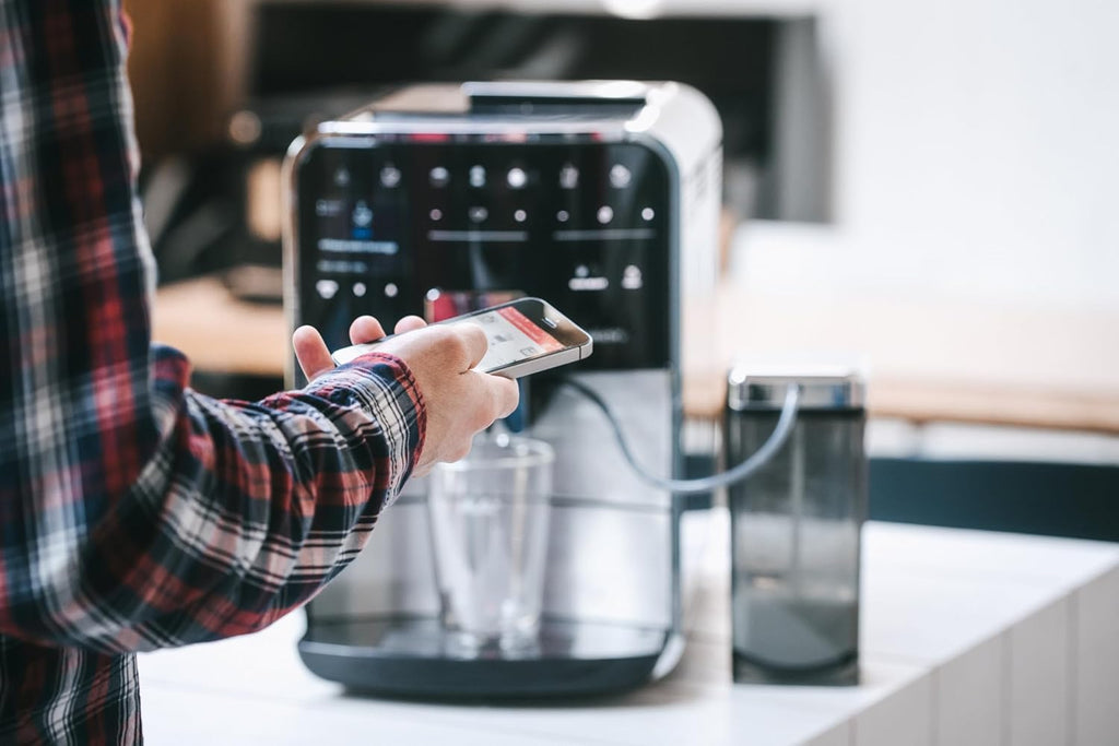Melitta Caffeo Barista TS Smart F850-101 ekspres do kawy ze zbiornikiem na mleko, aplikacja Connect na telefon (może nie być dostępna w języku polskim), One Touch, filtrowanie Pro Aqua, srebrny