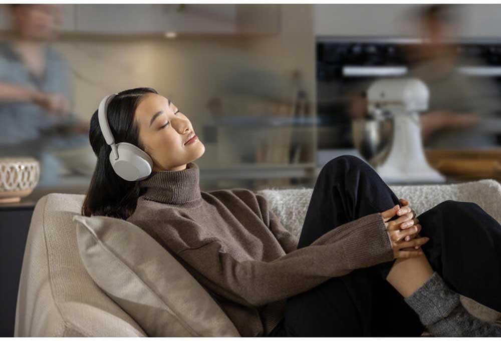 Sony WH-1000XM5 ANC Bezprzewodowe Słuchawki Nauszne z Redukcją Hałasu, Bluetooth, Clear Call Quality, Hi-Res, Do 30H Baterii, Szybkie Ładowanie, Alexa i Google Assistant, IOS i Android - Czarne