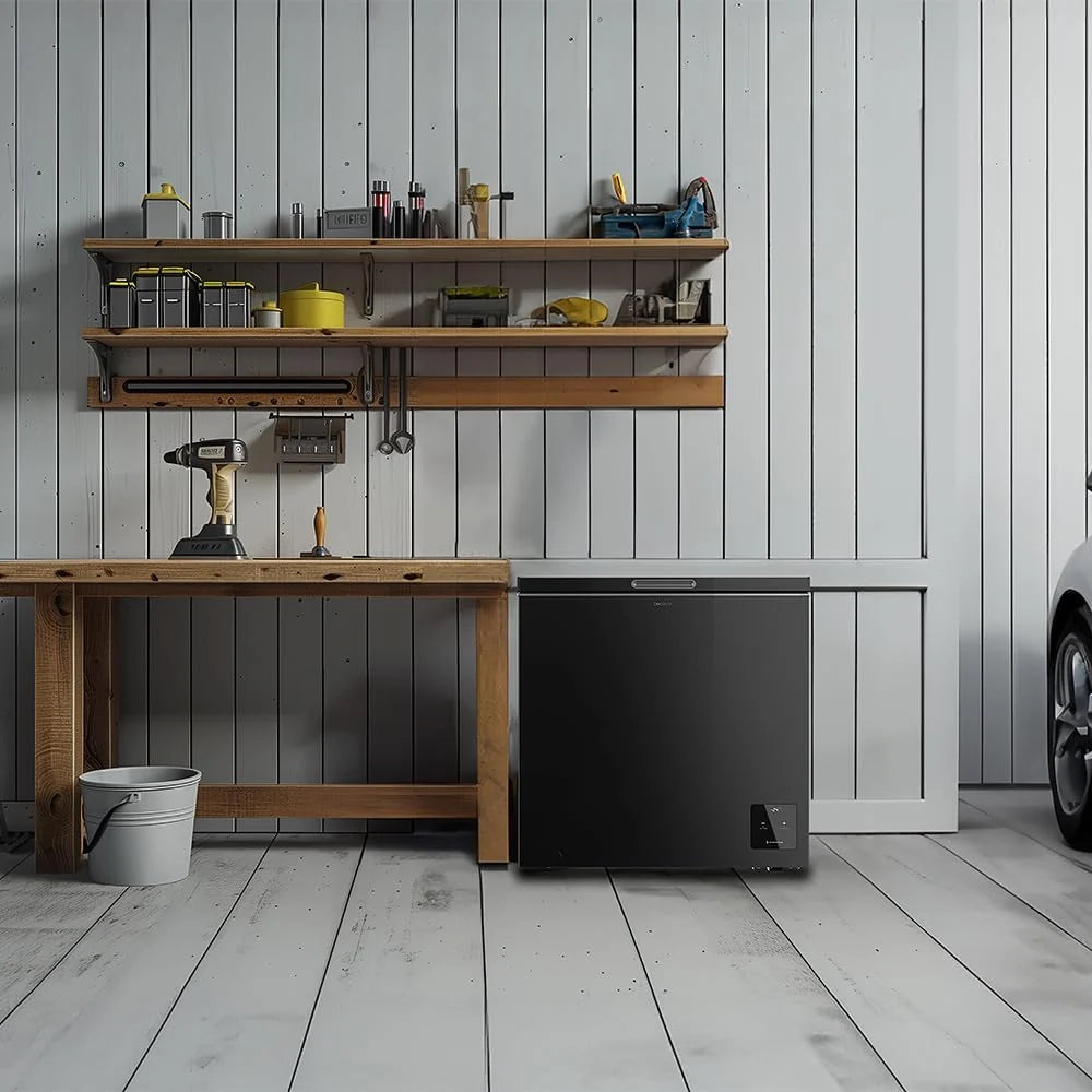 Cecotec Congelador Horizontal De 199 L Bolero Coolmarket Chest 199 Black E. Wykończenie w kolorze czarnym, 83,5 cm wysokości, Kompresor Inverter Plus i tryb szybkiego mrożenia (Fast Freezing)