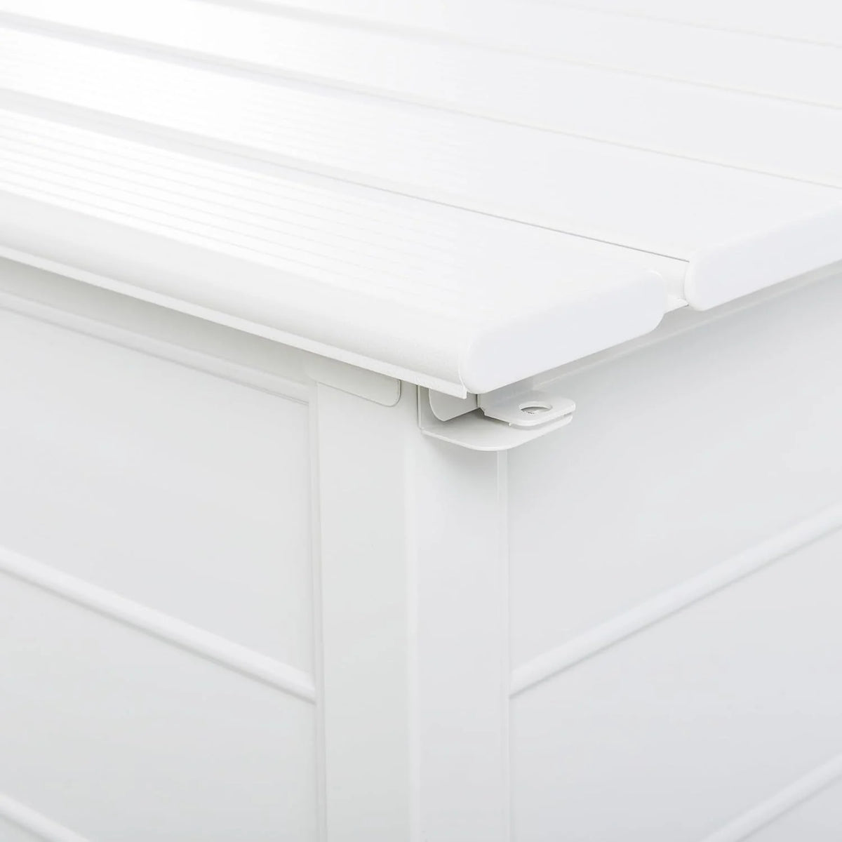 Beliani Aluminiowa skrzynia ogrodowa biała 113 x 50 cm Campalto