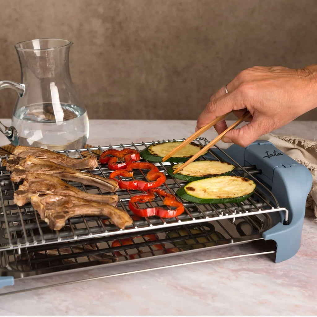 Elektryczny grill Jata Bq5101am. Zdrowe gotowanie bez dymu i zapachów. Ruszt z 2 poziomami wysokości. Wyprodukowano w Hiszpanii